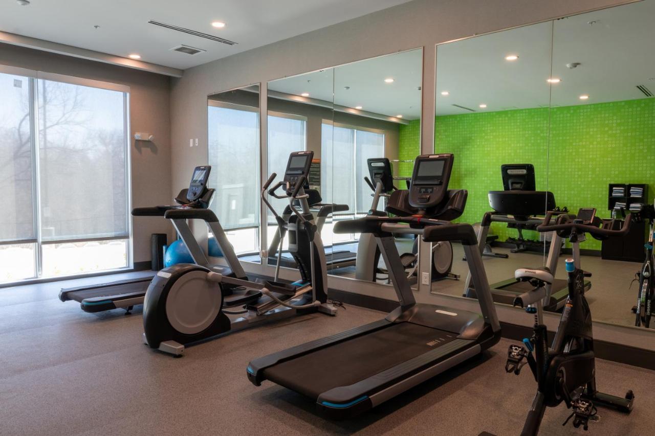 La Quinta Inn & Suites By Wyndham San Antonio Seaworld Lafb Esterno foto