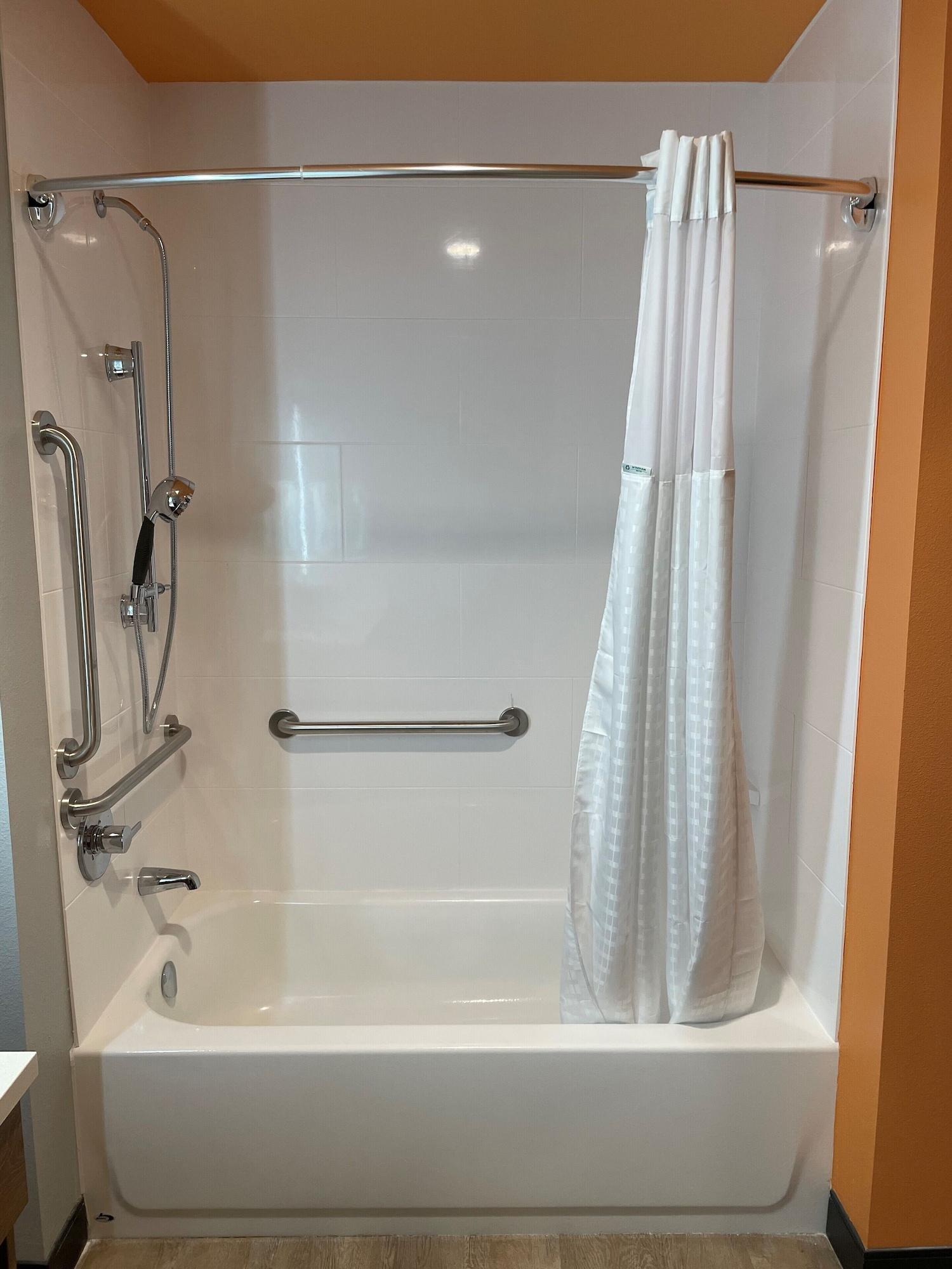La Quinta Inn & Suites By Wyndham San Antonio Seaworld Lafb Esterno foto